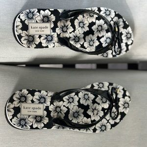 Kate Spade low wedge flip flops